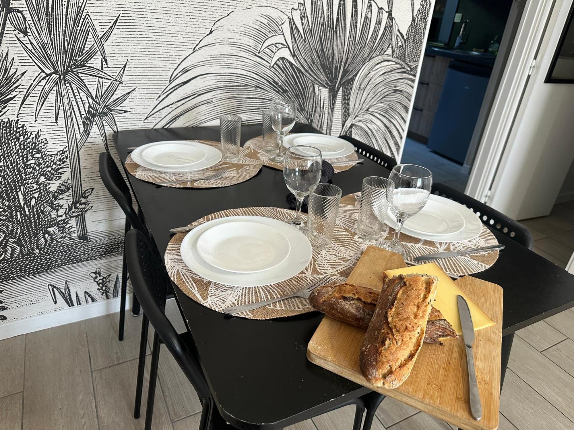 Le Boheme - Appartement Proche Gare Et Commerces Gisors Exteriér fotografie
